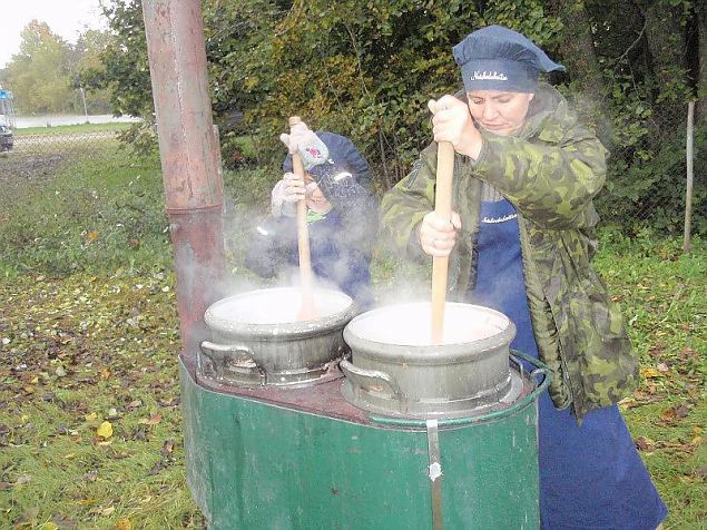 30.09.2012 Kuidas Lne naised Afganistanis viibiv