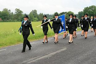 Jrva Naiskodukaitsjad thistavad juubelit