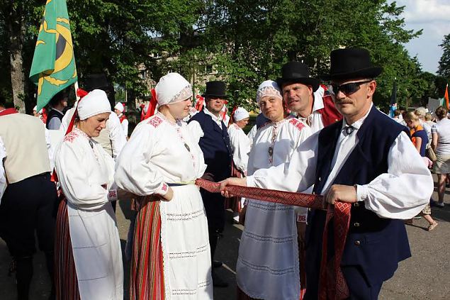 Naiskodukaitse fotokonkursile ''Heategu lbi minu silmade'' esitatud td