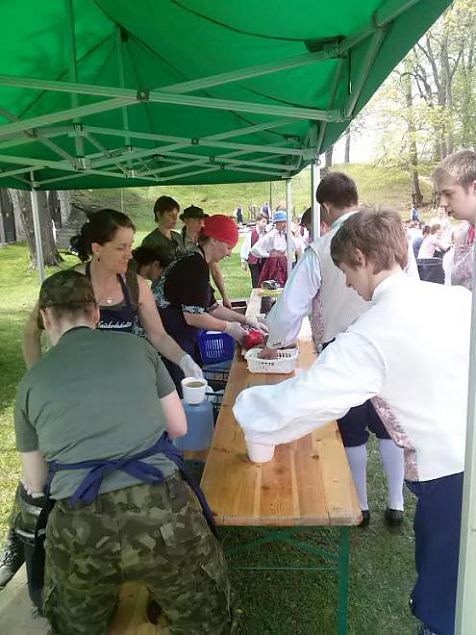 Naiskodukaitse fotokonkursile ''Heategu lbi minu silmade'' esitatud td