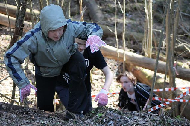 Phja-Tartumaa kaitseliitlased ja naiskodukaitsjad korraldasid Pala kooli pilastele Jriretke