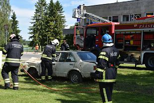 Rekordloterii ja maakaitsepev