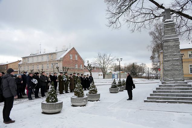 Vabadussjas videlnute mlestuspeva thistamine Haapsalus