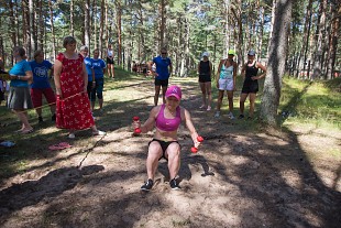 Sport massidesse ehk Saaremaise mekiga Naiskodukaitse spordipevad