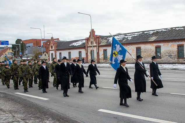 Vabariigi aastapeva thistamine Prnumaal.