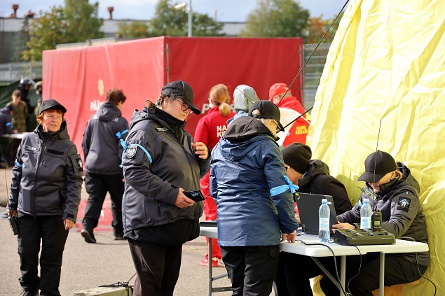 Evakuatsioonirhmad harjutasid massilise sissernde stsenaariume