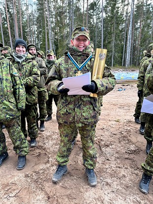 Naiskodukaitsjad vistlesid lahingrelvadest laskmises