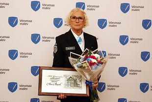 Vrumaa ringkonna 2024 aasta naiskodukaitsja on Anu Maask