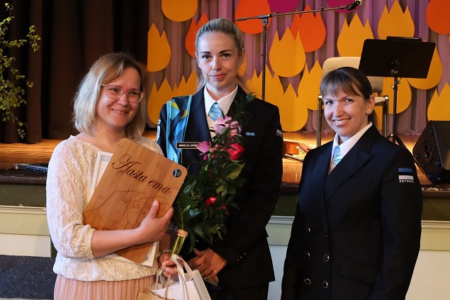 Vike-Maarja vald ootab ettepanekuid aasta ema aunimetusele 