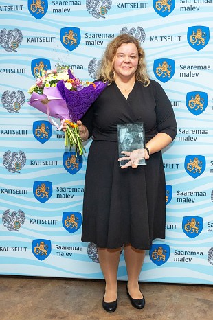 "Meie eesm�rgid ei ole kunagi  olnud selgemad kui praegu!" ehk Naiskodukaitse Saaremaa ringkond t�histas v��rikat juubelit