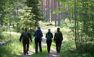 Ukraina s�da t�i Naiskodukaitse ridadesse ka militaarkauged naised