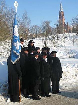 Eesti Vabariigi 93 aastapeva thistamine 