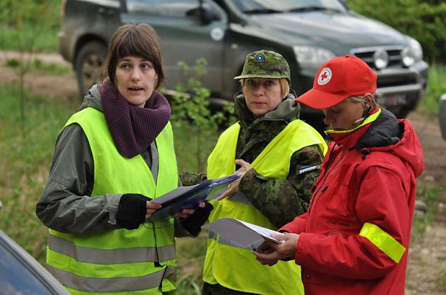 Naiskodukaitse koormusmatk 2011