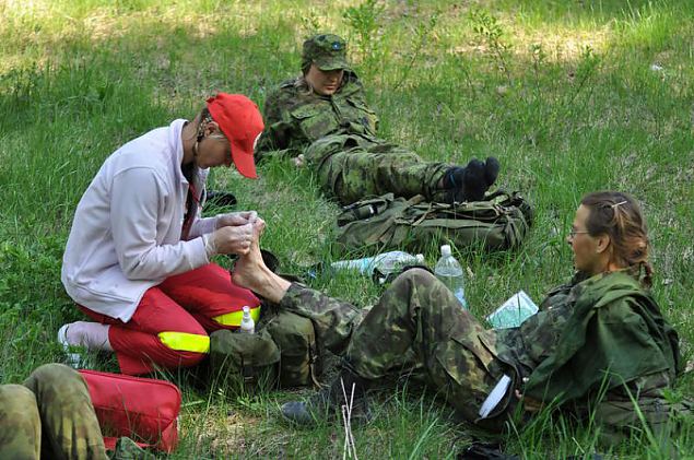 Naiskodukaitse koormusmatk 2011