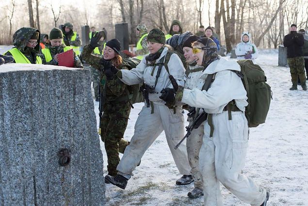 Naiskodukaitsjad Utria dessandil 